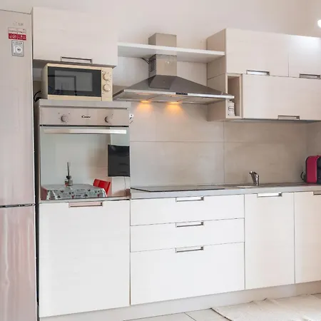 Brorent Colombo Apartament